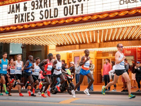 Cinco cosas que siempre debes llevar contigo a un maratón