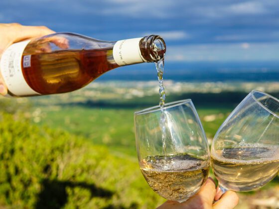 Conoce las tiendas de vino mexicanas que tienen servicio a domicilio